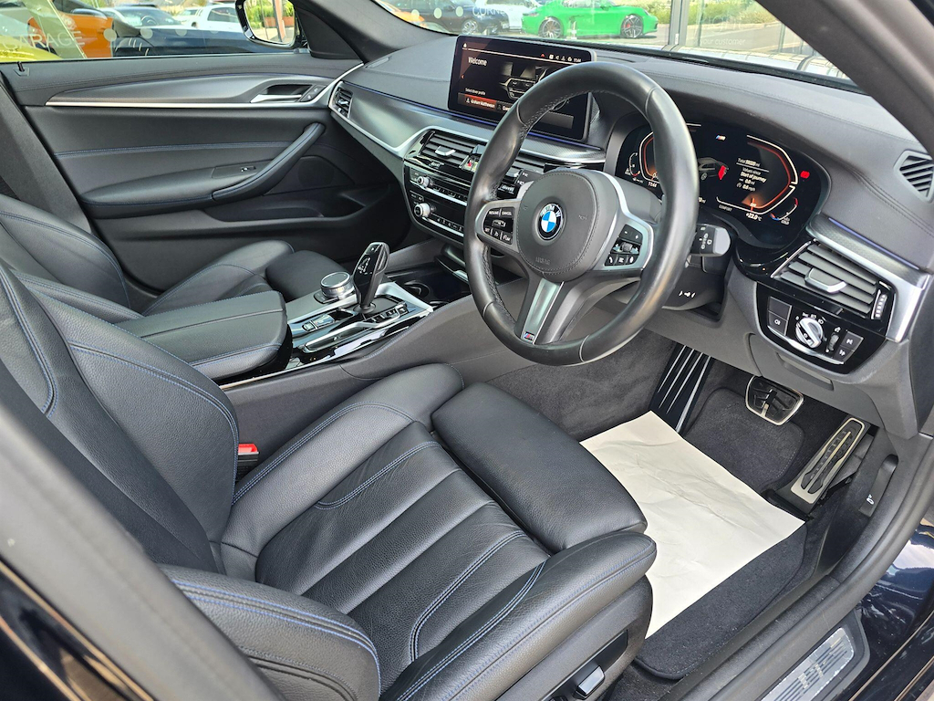 BMW 5 Series 3.0 530D Mht M Sport Touring Steptronic Xdrive Eur YN21XTB Black #5