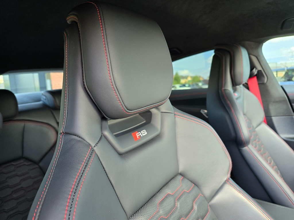 Audi E Tron GT 93.4Kwh Carbon Black Quattro Silver #5