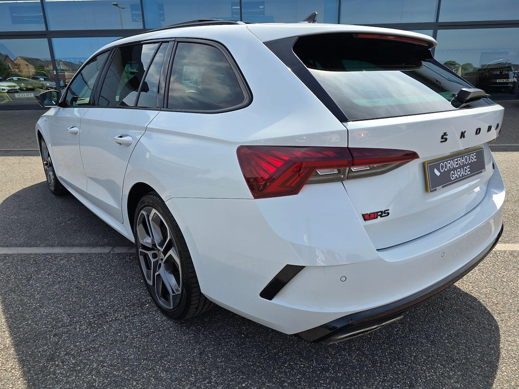 Skoda Octavia 1.4 Tsi Iv 13Kwh Vrs Dsg Euro 6 Ss YM21HCP White #4