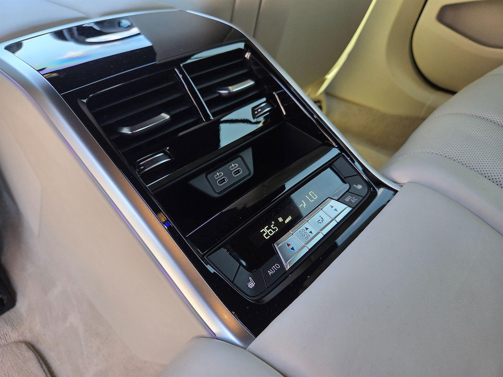 BMW 8 Series 3.0 M Sport Steptronic Euro 6 Ss Black #4