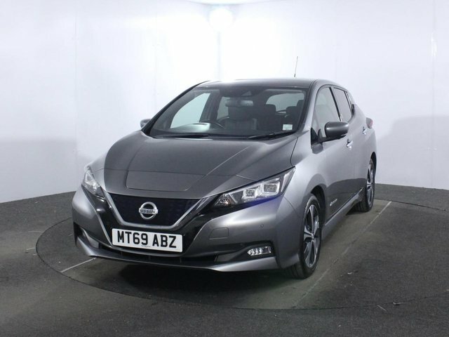 Nissan Leaf 40Kwh Tekna Hatchback 150 Ps MT69ABZ Grey #3