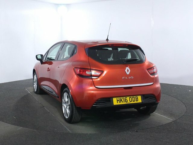 Renault Clio 1.2 16V Dynamique Nav Hatchback Red #5
