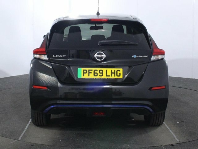 Nissan Leaf 62Kwh E Tekna Hatchback 217 Ps PF69LHG Black #6