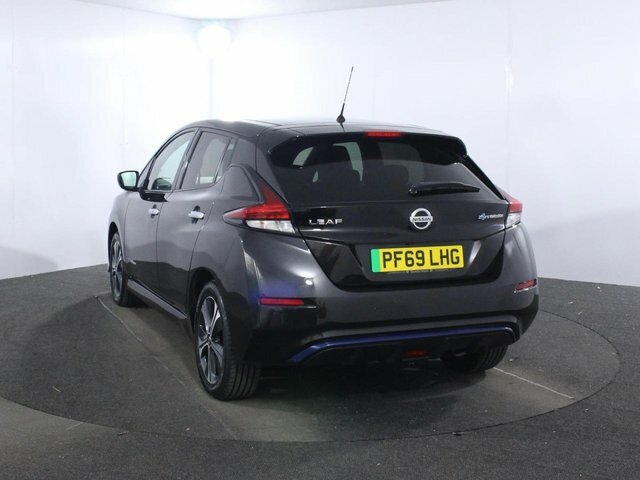 Nissan Leaf 62Kwh E Tekna Hatchback 217 Ps PF69LHG Black #5