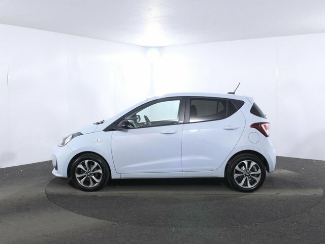 Hyundai I10 1.0 Play Hatchback Euro 6 67 Ps EK69AWX Grey #4