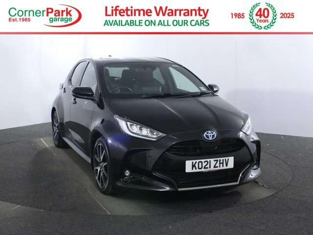Toyota Yaris 1.5 Vvt-h Dynamic Hatchback Hybrid E-cv Black