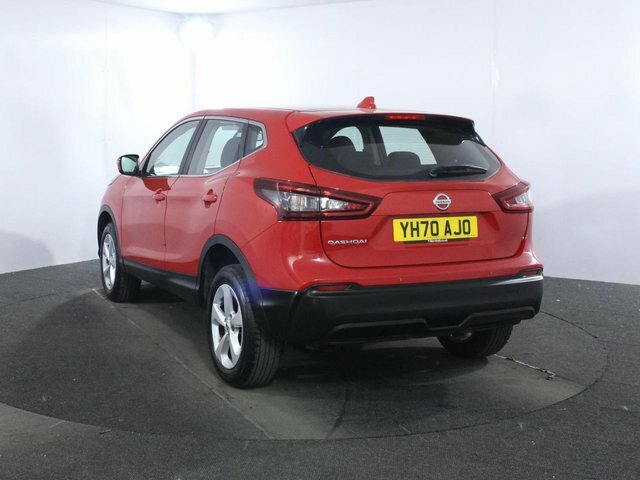 Nissan Qashqai 1.3 Dig-t Acenta Premium Suv Eur YH70AJO Red #5