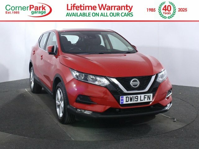 Nissan Qashqai 1.3 Dig-t Acenta Premium Suv Eur Red