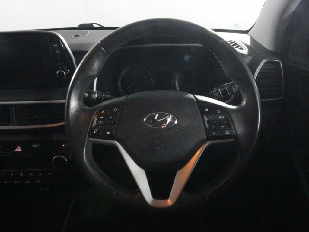 Hyundai Tucson 1.6 Gdi Se Nav Suv Euro 6 Ss Grey #33