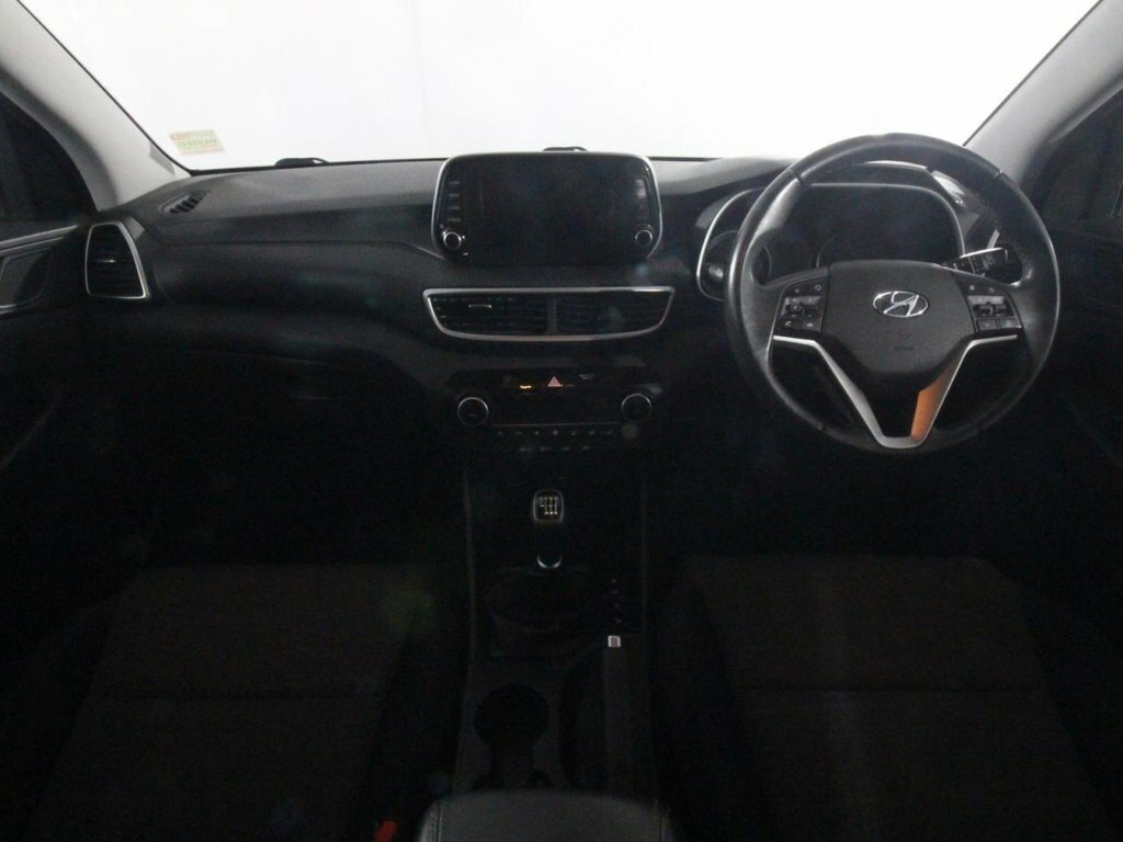 Hyundai Tucson 1.6 Gdi Se Nav Suv Euro 6 Ss Grey #32