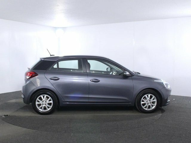 Hyundai I20 1.2L Mpi Se One Years Warranty Included White #8