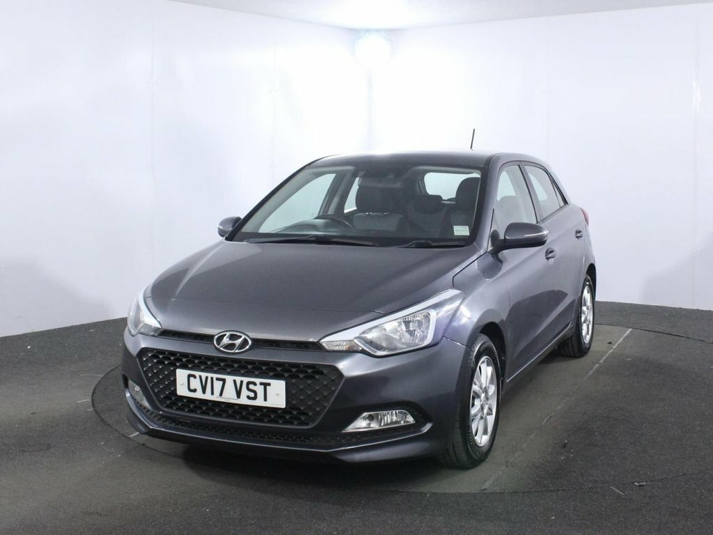 Hyundai I20 1.2L Mpi Se One Years Warranty Included White #21