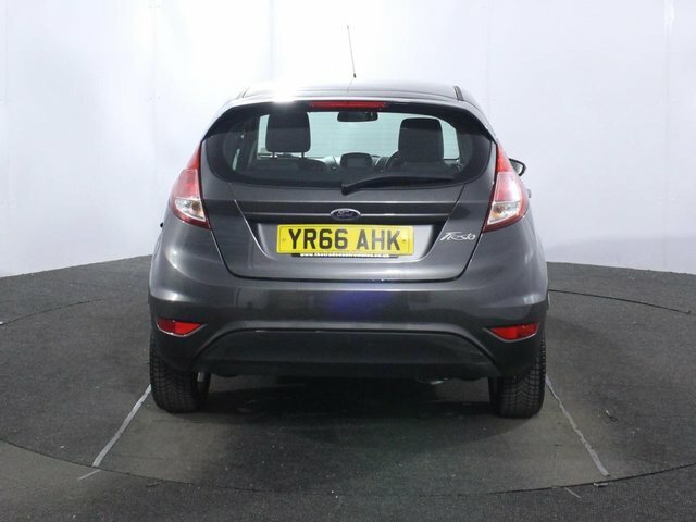 Ford Fiesta 1.5 Tdci Zetec Hatchback Euro 6 Grey #6