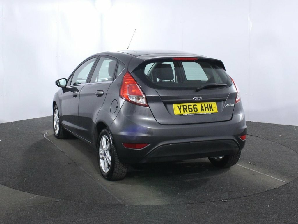 Ford Fiesta Ford Fiesta 1.2 Fiesta Zetec Grey #21