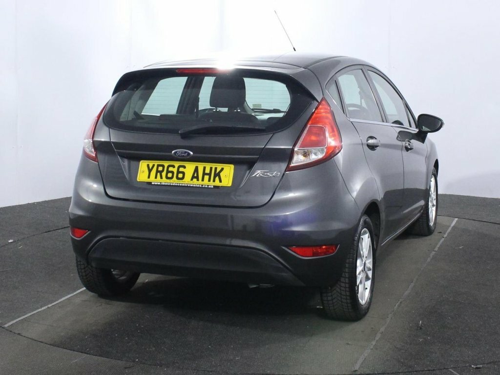 Ford Fiesta Ford Fiesta 1.2 Fiesta Zetec Grey #23