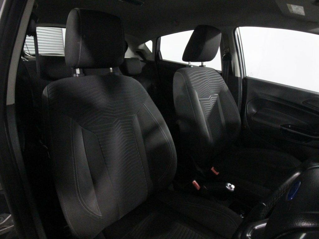 Ford Fiesta Ford Fiesta 1.2 Fiesta Zetec Grey #26