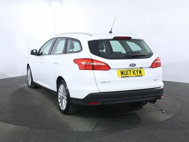 Ford Focus 1.5T Ecoboost Titanium X Estate White #5