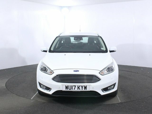 Ford Focus 1.5T Ecoboost Titanium X Estate White #2