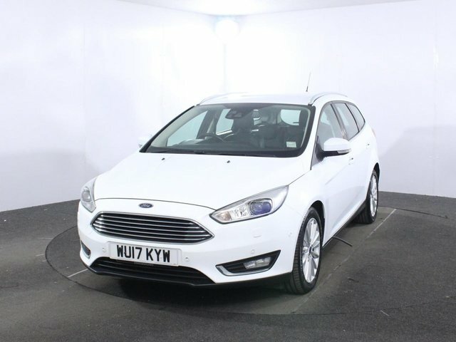 Ford Focus 1.5T Ecoboost Titanium X Estate White #3