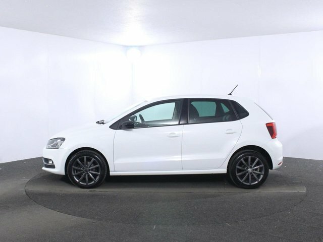 Volkswagen Polo 1.2 Tsi Bluemotion Tech Se Design Hatchback Pe White #4