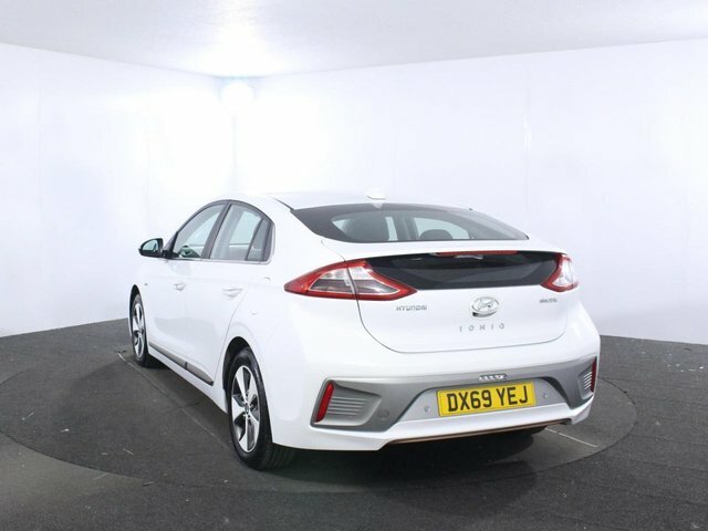 Hyundai Ioniq 28Kwh Premium Hatchback 120 Ps DX69YEJ White #5