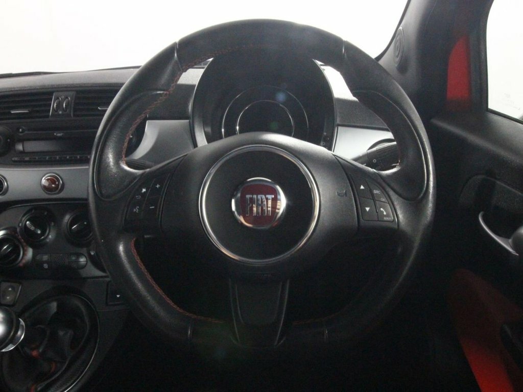 Fiat 500 Lounge White #32