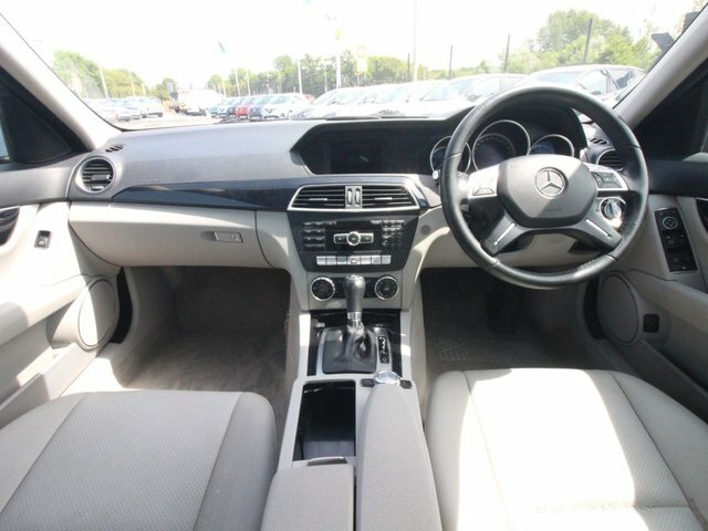 Mercedes-Benz C Class Saloon Silver #12