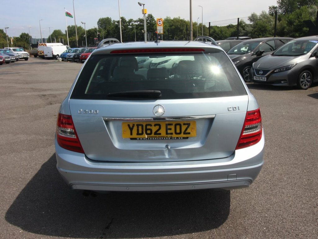 Mercedes-Benz C Class Saloon Silver #23