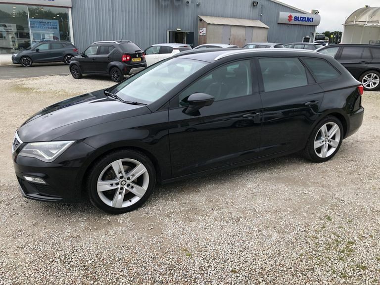 Seat Leon 1.4 Ecotsi 150 Fr Technology Estate WL17FNO Black #4