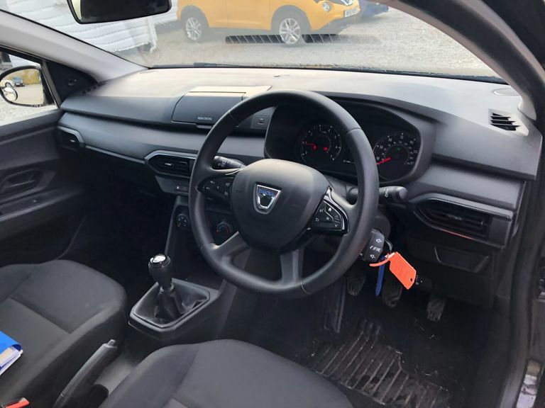 Dacia Sandero 1.0 Sce Essential Hatchback  #7