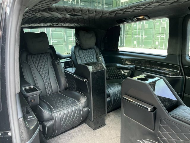 Mercedes-Benz EQV Eqv 300E Sport Black #19