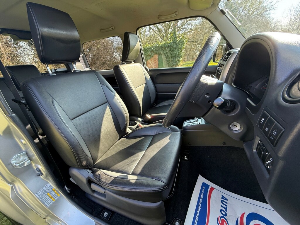 Suzuki Jimny 1.3 Sz4 85 Bhp Green #9