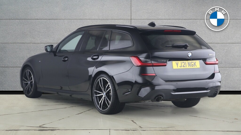 BMW 3 Series 320D M Sport Touring YJ21NGK Black #2