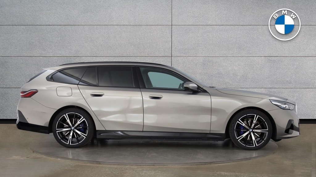 BMW 5 Series 530E M Sport Touring YF75FVZ #3