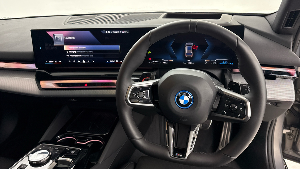 BMW 5 Series 530E M Sport Touring YF75FVZ #5