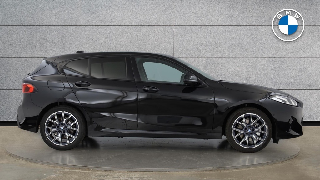 BMW 1 Series 120 Sport YH25UYJ #3