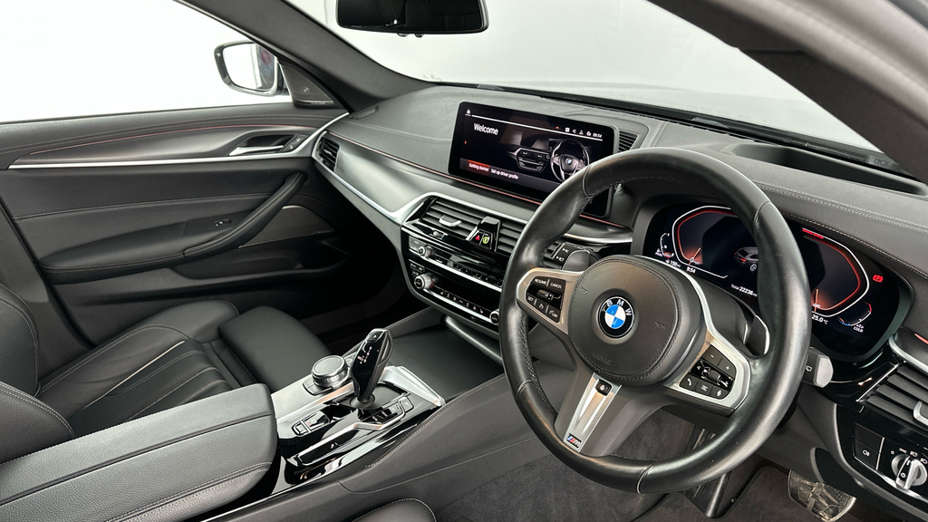 BMW 5 Series 520D M Sport Touring #6