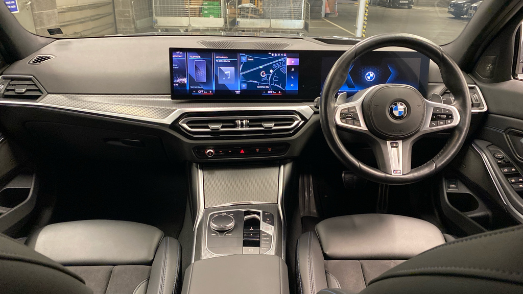 BMW 3 Series 320I M Sport Saloon YF72ULR #4