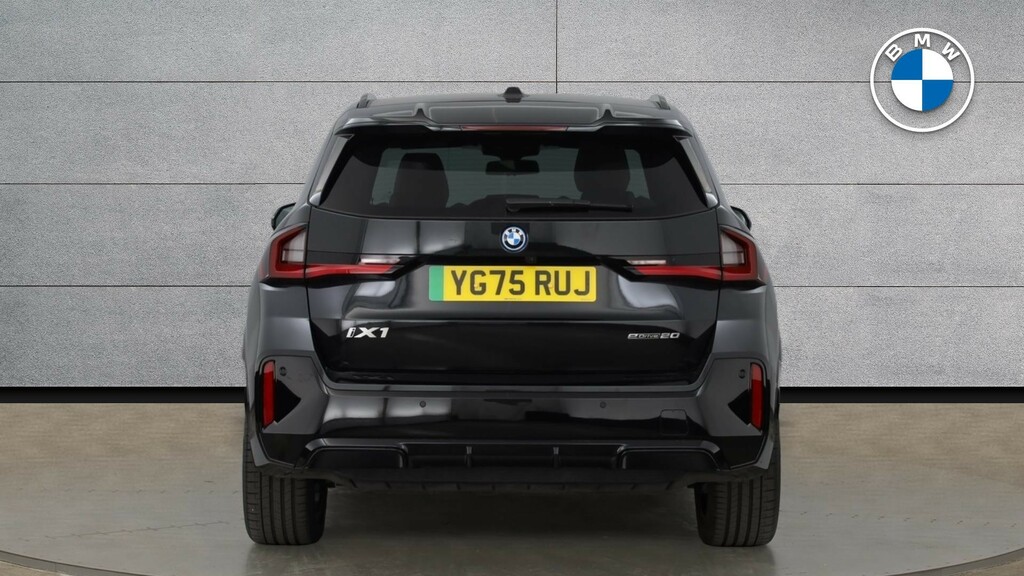 BMW iX1 20 66.5Kwh M Sport Edrive 11Kw Charger Green #15