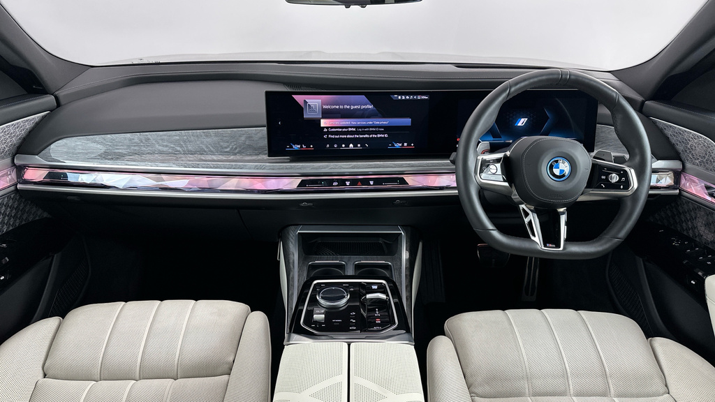 BMW 7 Series M760e Xdrive Executive Pack Purple #4