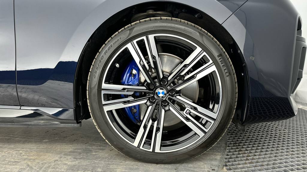 BMW 7 Series M760e Xdrive Executive Pack Purple #14