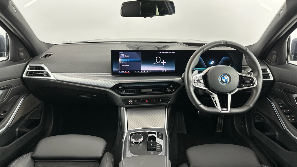 BMW 3 Series 330E M Sport Touring YB75WVL #4