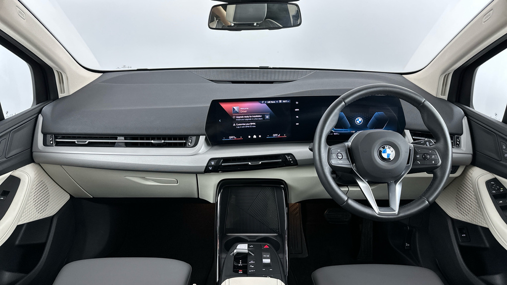 BMW 2 Series Active Tourer 220I Sport Active Tourer  #4