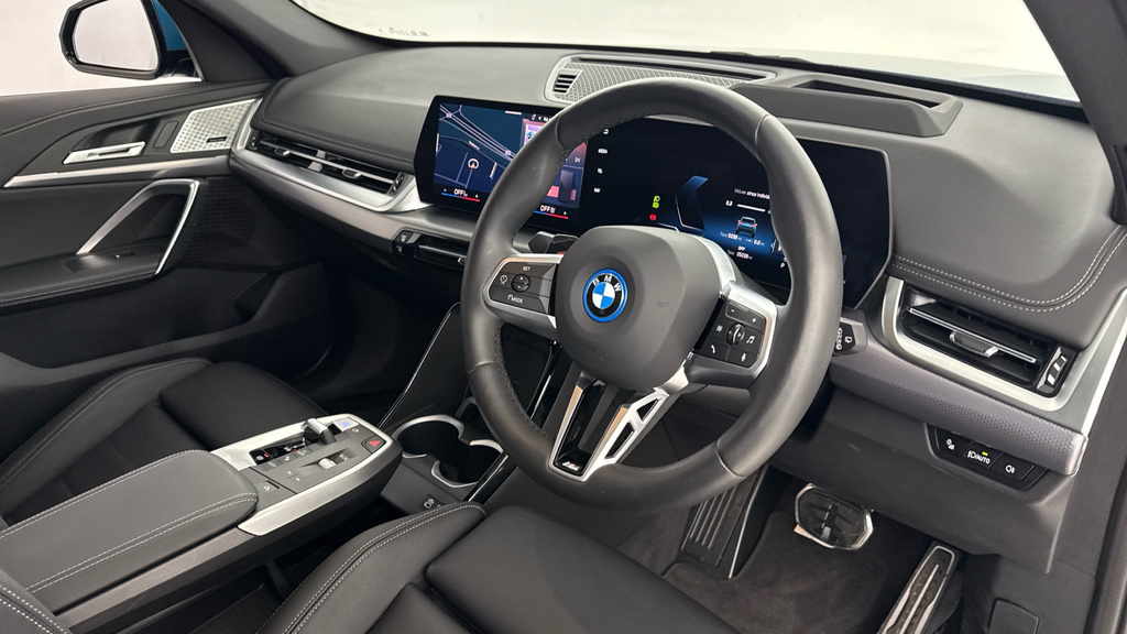 BMW iX1 Ix1 Edrive20 M Sport YL25UKT #6