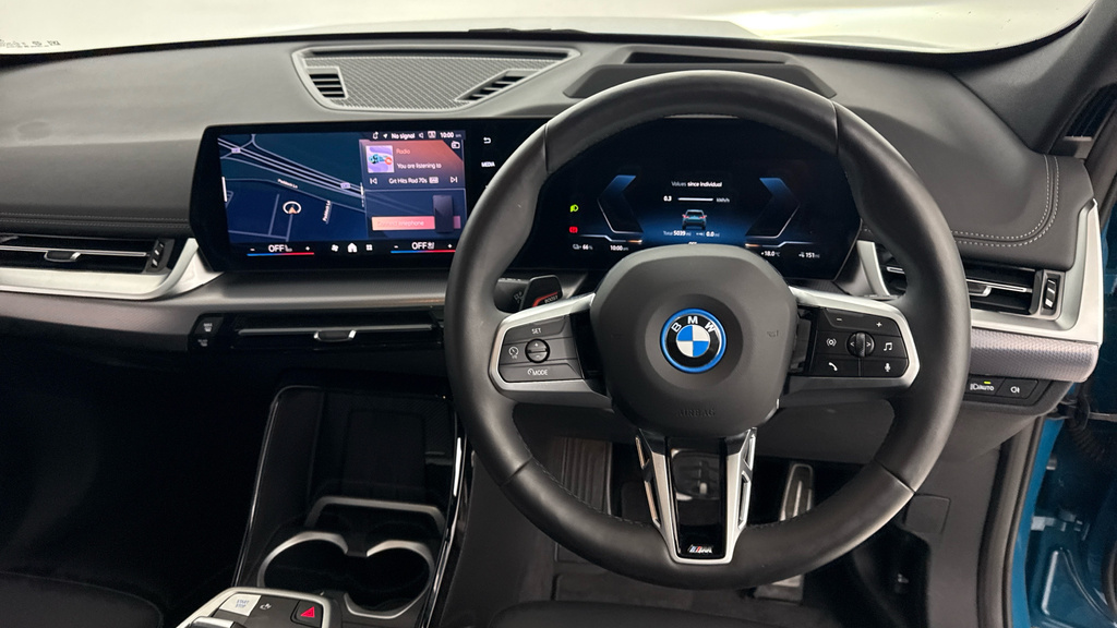 BMW iX1 Ix1 Edrive20 M Sport YL25UKT #5