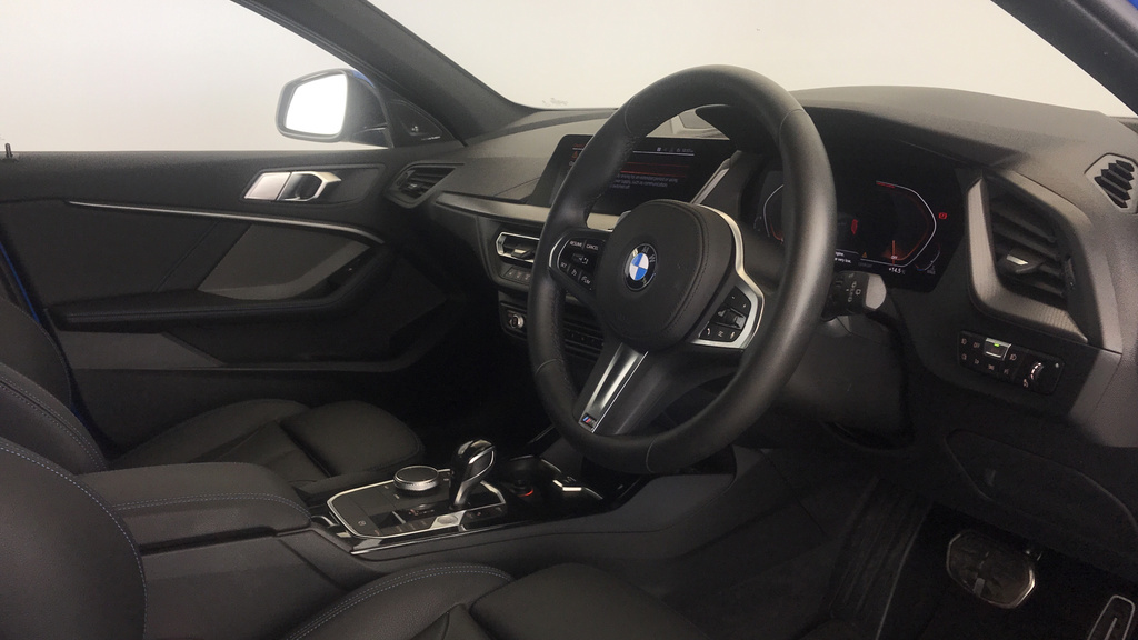 BMW 1 Series 118D M Sport YE20BNY Blue #5