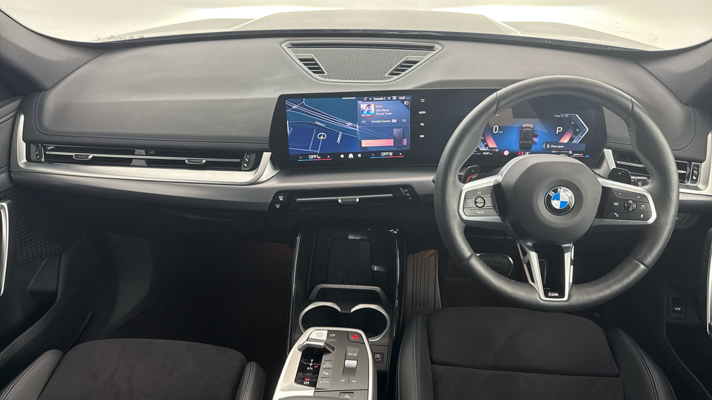 BMW X1 Sdrive 20I Mht M Sport Step Blue #4