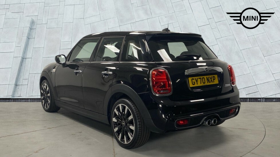 Mini Hatch 5-Door Hatch Cooper S Exclusive Black #2