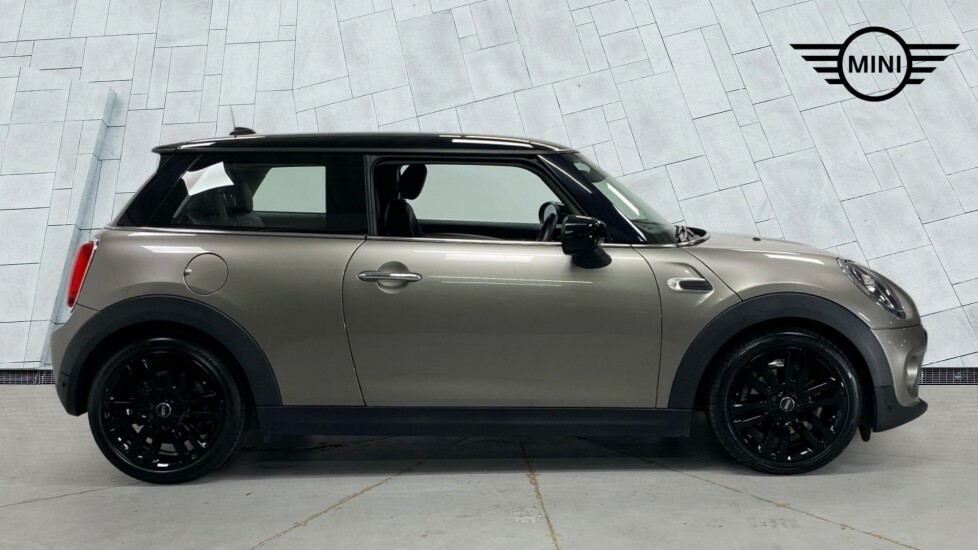 Mini Hatch 3-Door Hatch Cooper Exclusive VE20VKX Silver #3