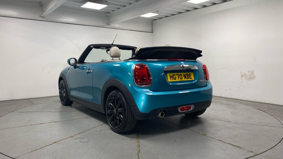 Mini Convertible Convertible Cooper Exclusive HG70NBE Green #2